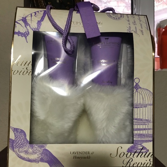 Grace & Cole Bathing Set With Slippers Size 8 - Picture 2 of 3